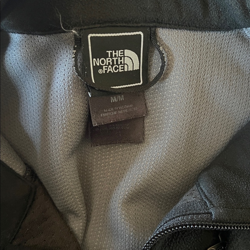 The North Face Kids Black WindWall Vest - Picture 3 of 5